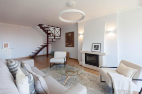 FLH Cascais Duplex Apartment